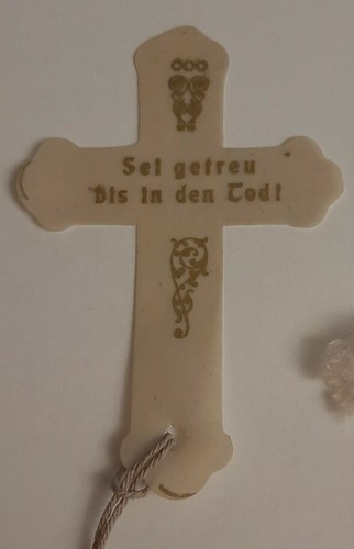 Kreuz aus dünnem - , kunststoff